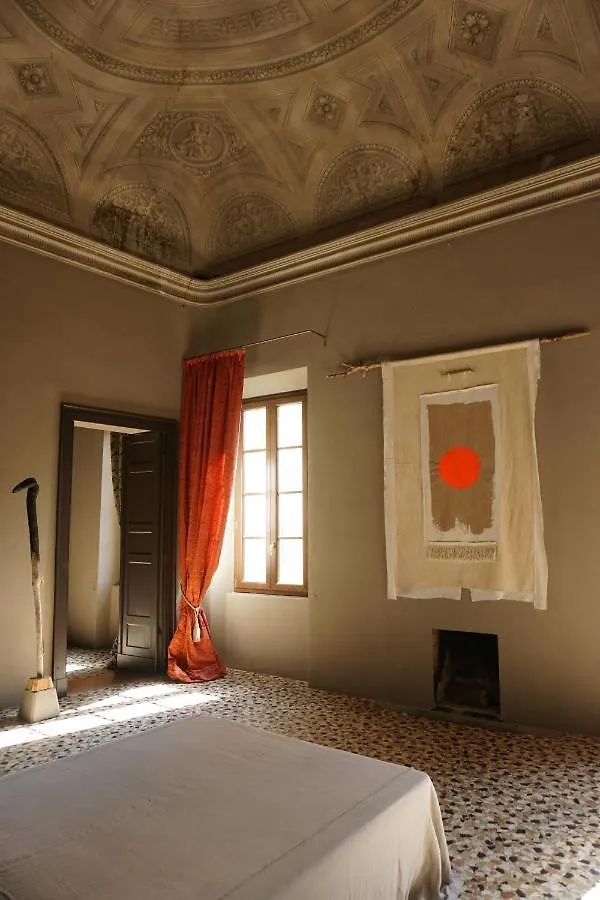 XVIII Century Palazzo منزل للإقامة رافيننا