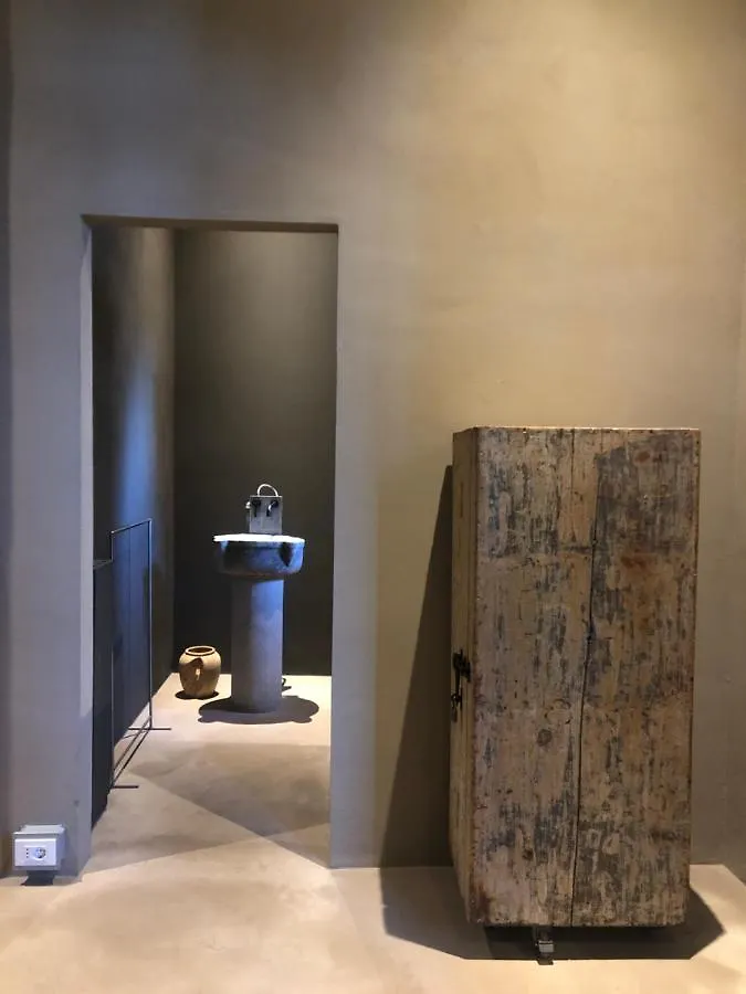 XVIII Century Palazzo 0*, رافيننا إيطاليا